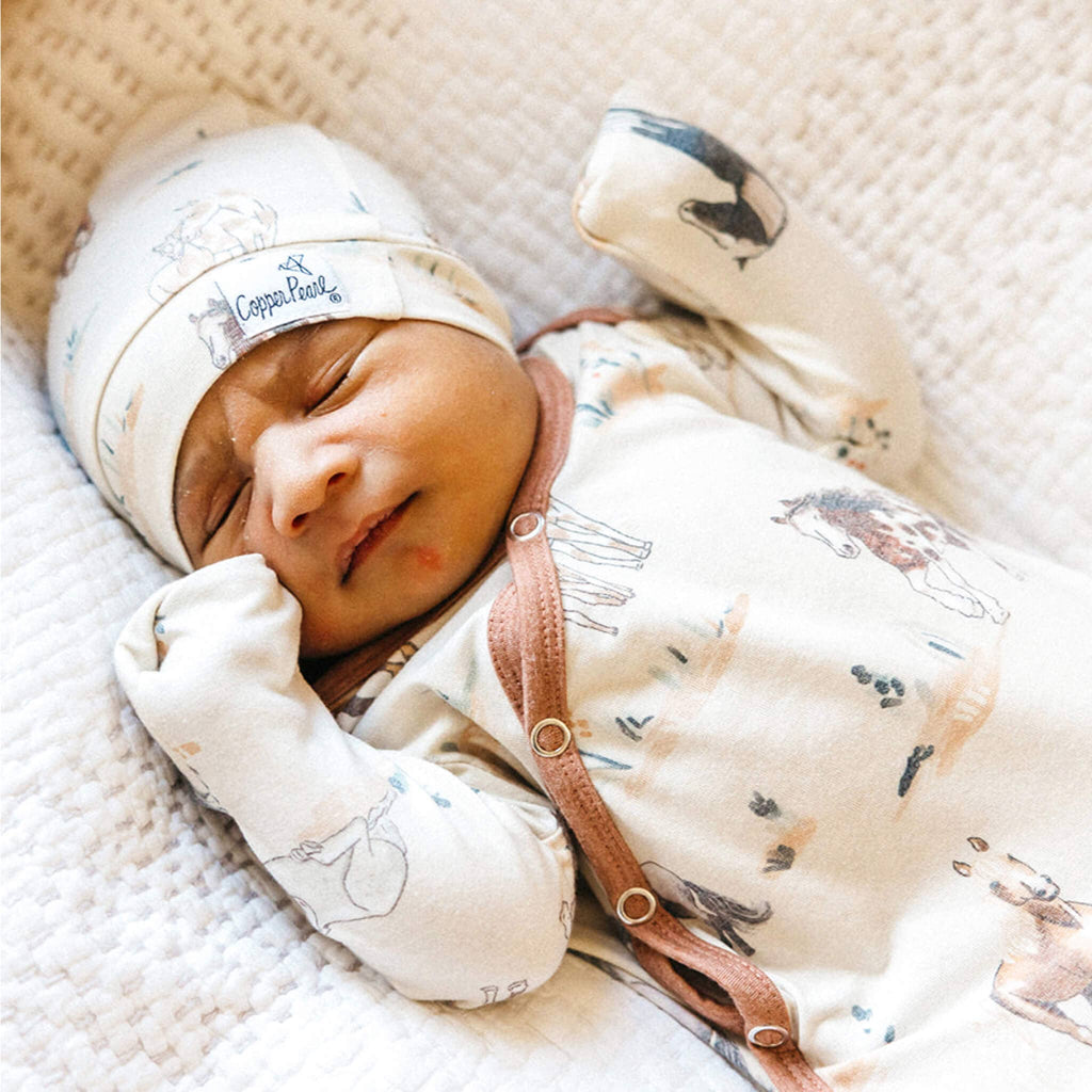 Newborn Knotted Gown - Montana