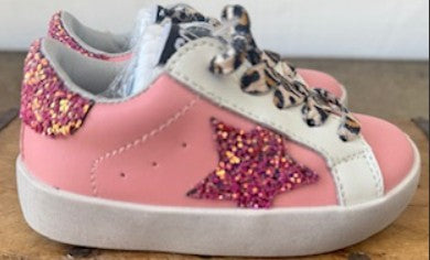 Pink on Pink Star w/Cheetah Laces